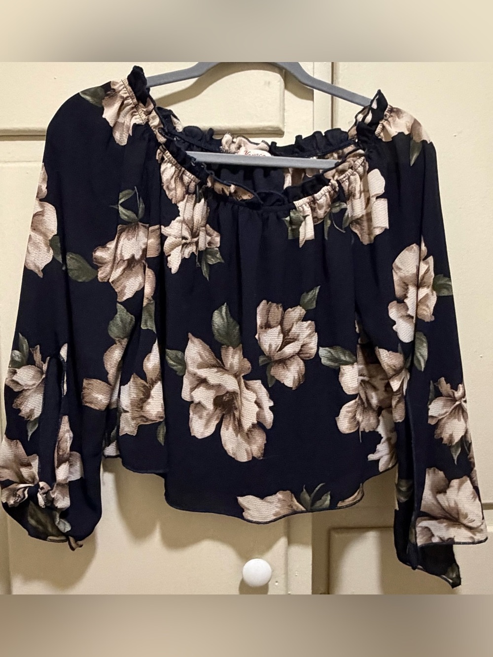 Floral large Off-Shoulder Peasant Top